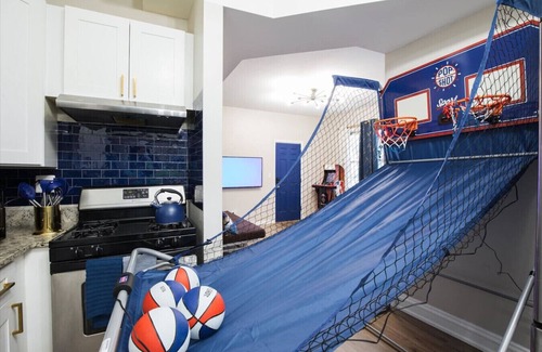 Brighton Park Apartamento | W Pershing · Large Chicago Apt 3 Bed | 12 Min Downtown | Arcade