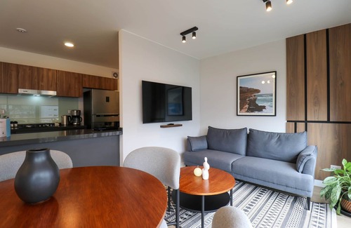 San Isidro Apartamento | w Phenomenal 2BR With Balcony in San Isidro
