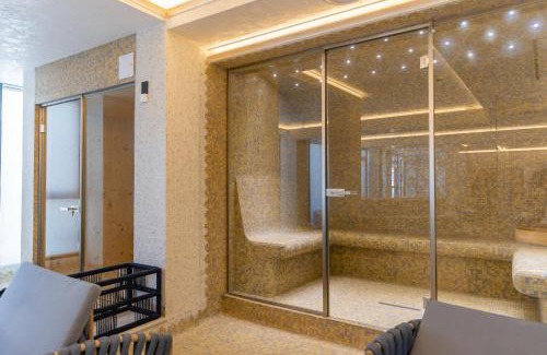 Constanta Hotel | W Regal Boutique Hotel&Spa
