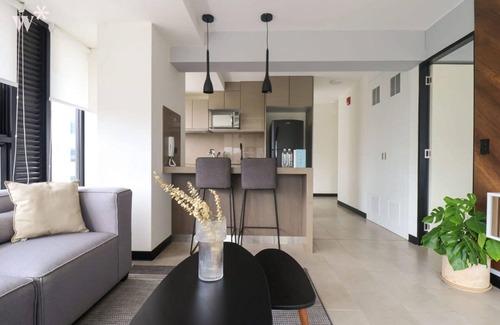 Centro Financiero de San Isidro Apartamento | w Sleek 1BR in San Isidro