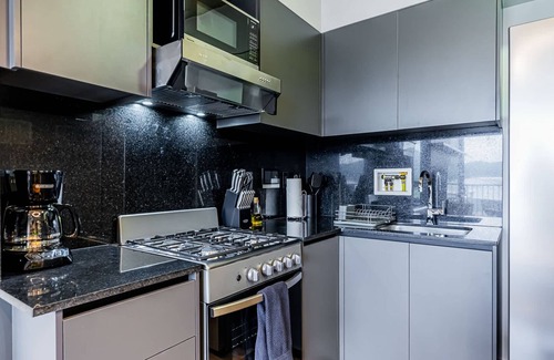 Panama City Apartamento | w Trendy 2BR w Balcony in the Heart of Centriqo