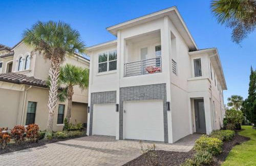 Reunion Casa | W475 - The Modern Beach Villa