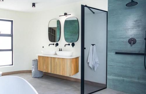Hazyview Villa | Wabi Sabie River House