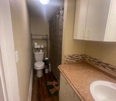 Landon Branch Casa | Waco Charm A Petite Guesthouse Getaway
