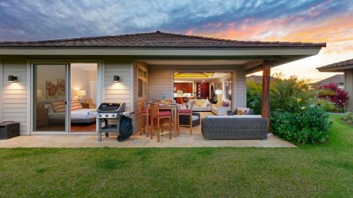 Kamuela Casa | WAHI MALU Comfortable 3BR Single-Level KaMilo Home Near Pool