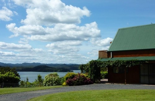 Okiato Casa | Waikare Cove acceso al mar de 4 dormitorios propiedad rural