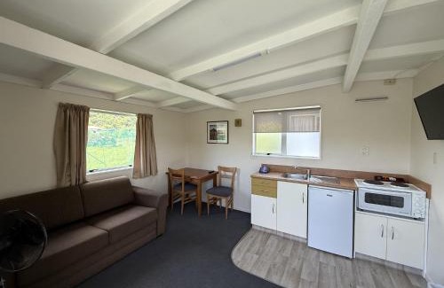 Waikawa Bay Otro | Waikawa Bay Self Contained Cabins