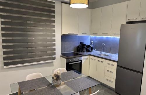 Polichni Apartamento | Wait Fresh and New