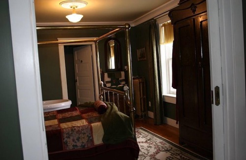Moose Jaw Cama Y Desayuno | Wakamow Heights Bed & Breakfast