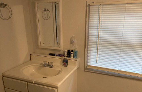 Carbondale Casa | Wake and Bake Bud and Breakfast