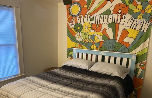 Carbondale Casa | Wake and Bake Bud and Breakfast