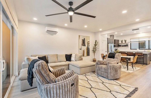 Millcreek Casa | Wake to breathtaking views! - WIFI/FIREPLACE/AC