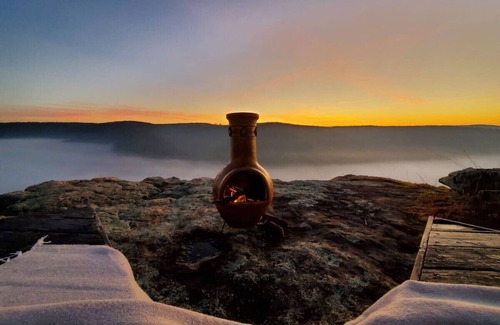 Shirley Cabina | Wake up in the Clouds, Out-Of-This-World Views