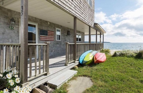 New Suffolk Casa | Wake up on a Private Beach