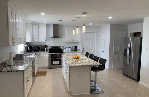 Mobile Casa | Wake up refreshed in a home that has beautiful scenery and feels like home.