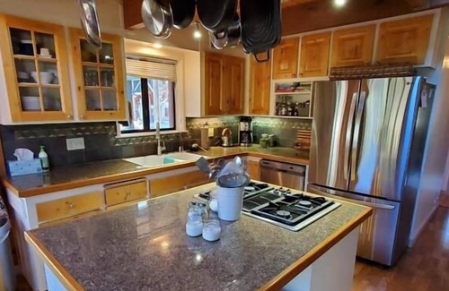 Arnold Cabina | Wake up to Coffee on the Deck and this view #SH596 by Bear Valley Vacation Rentals