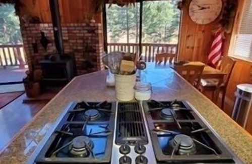 Arnold Cabina | Wake up to Coffee on the Deck and this view #SH596 by Bear Valley Vacation Rentals