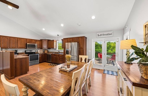 Speedwell Casa | Wakes and Wheels Lakefront home w/ ATV Access