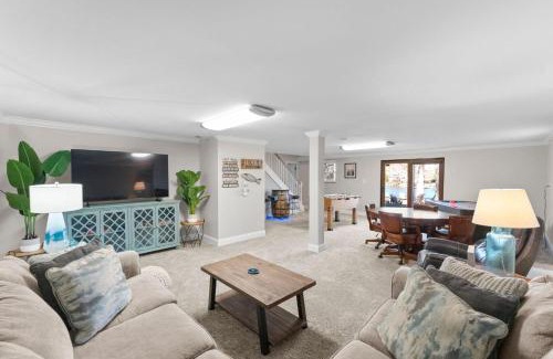 Sherrills Ford Casa | Waking Up Norman Lakefront Getaway Fire Pit Lake Views