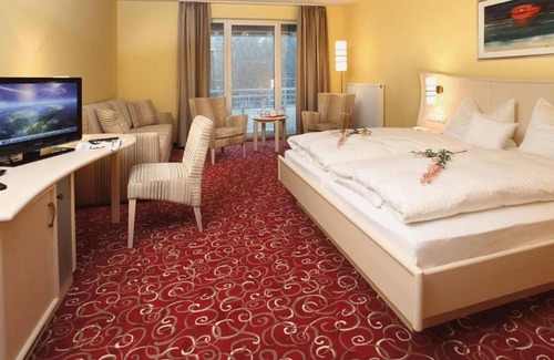 Ortsmitte Hotel | Waldhaus Am See