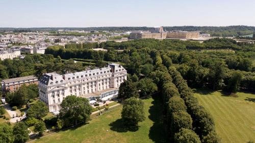 Notre-Dame Complejo | Waldorf Astoria Versailles - Trianon Palace