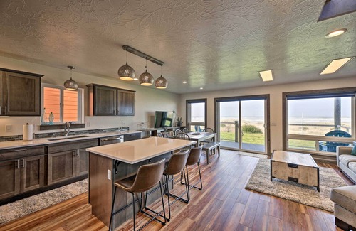 Waldport Cabaña | Waldport Escape - Sanderling Sea Cottages, Unit 8