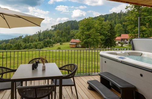 Bodenmais Chalet De Esquí | Waldschlafhäusl on the edge of the forest with sauna and whirlpool