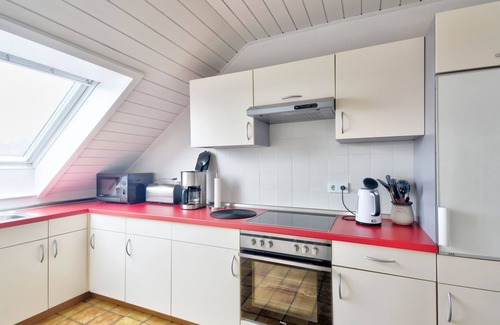 Lothe Apartamento | Waldvogt by Interhome