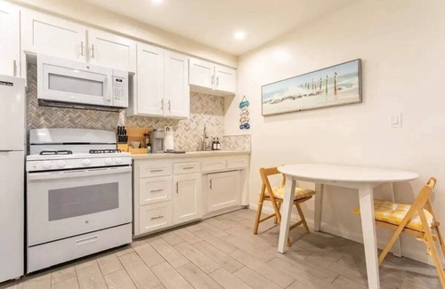 El Porto Casa | Walk 2 Beach, Parking, A/C, W/D,15min2LAX,Remodel