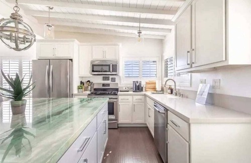 El Porto Casa | Walk 2 Beach, Parking, A/C, W/D,15min 2LAX,Remodel