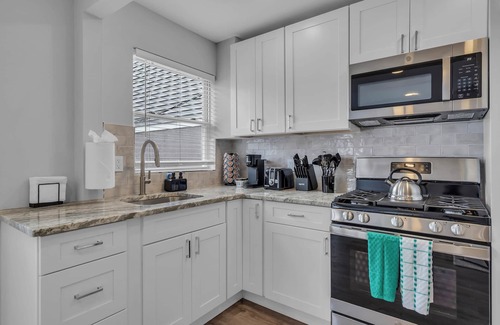 Seaside Heights Casa | Walk 2 Beach with Towels & Linens, Coffee, BBQ Grill and AC