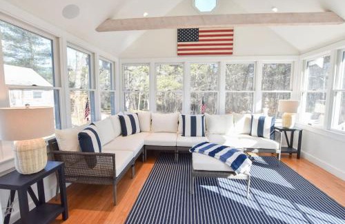 South Harwich Casa | Walk 300 Yards to Beach!