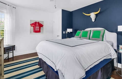 Manasquan Casa | Walk 5 minutes to beach. Spacious house with pool