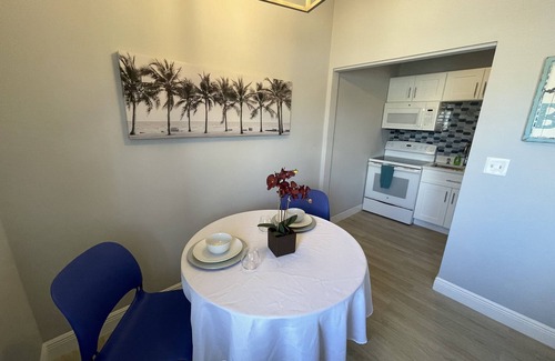 Singer Island Condominio | Walk-Beach, Dining, Surfing, Fishing, Snorkel