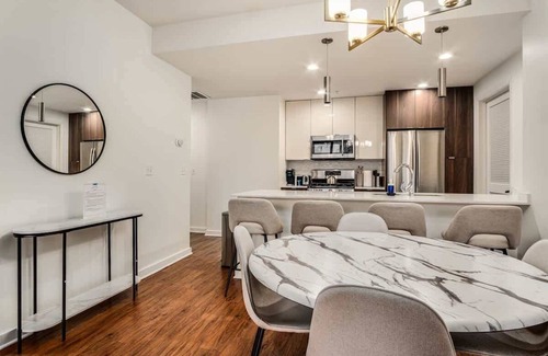Killgubbin Apartamento | Walk Everywhere! 5 mins to Magnificent Mile, River