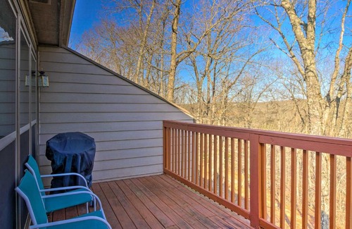 Branson West Apartamento | Walk-In Branson West Condo with Balcony, Pool Access