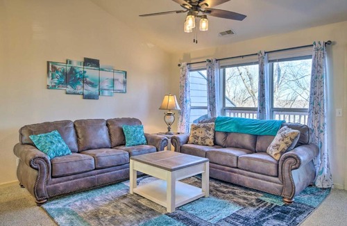 Branson West Apartamento | Walk-In Branson West Condo with Balcony, Pool Access
