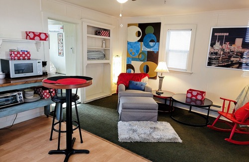 Garden District Casa | Walk out the front door and down through midtown to downtown Coeur d Alene