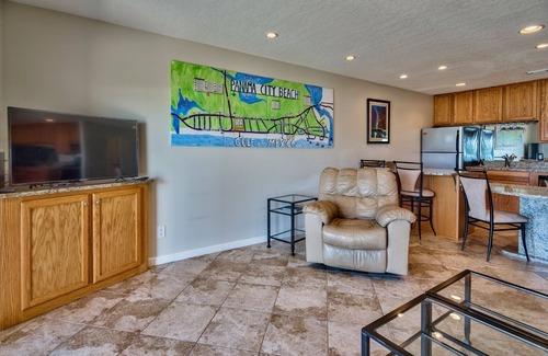 Panama City Beach Villa | Salir por la puerta de la playa / Walk To Pier Park, frente a la playa