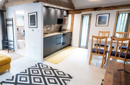 Abergavenny Casa | Walk & Ride Base – 20 minutes to The Wye Valley & Abergavenny