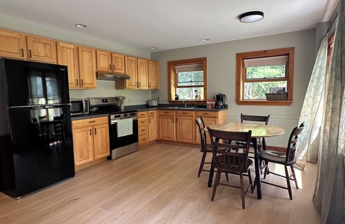 Southwest Harbor Apartamento | Walk to Acadia Trails - Flying Mountain Apartment