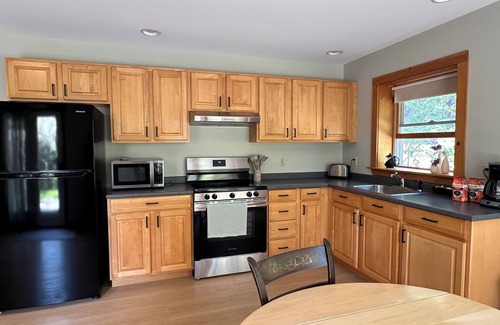 Southwest Harbor Apartamento | Walk to Acadia Trails - Flying Mountain Apartment
