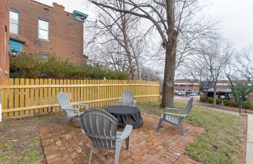 Soulard Apartamento | Walk to Anheuser-Busch Brewery: St Louis Escape!