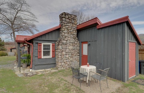 Hot Springs Apartamento | Walk to Appalachian Trail Hot Springs Getaway!