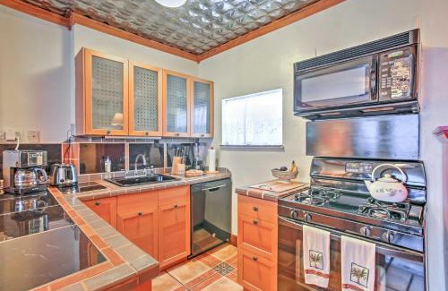 Mango Groves Casa | Walk to Attractions Tropical Lake Worth Hideaway!