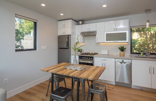 Millbrae Casa | Lujo moderno con piscina, a pie de Bart o Caltrain