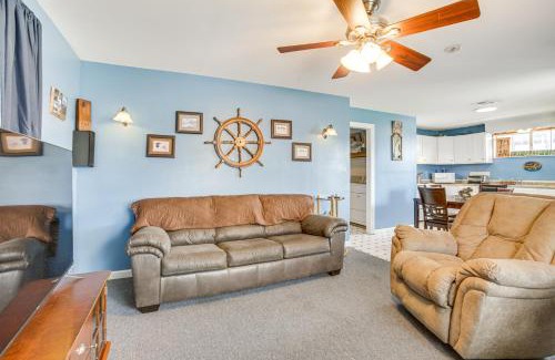 Delacroix Apartamento | Walk to Bayou Home with Patio in Delacroix!
