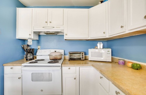 Delacroix Casa | Pet-Friendly St Bernard Home Near Fishing!