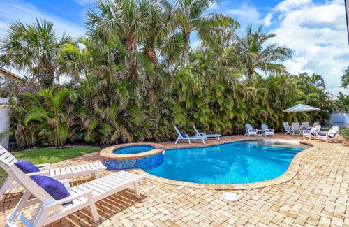 Jupiter Inlet Colony Casa | A pie de playa! Casa de lujo en la exclusiva isla de Júpiter. Piscina privada y spa