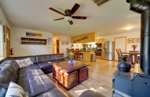 Tahoe Vista Casa | Walk to Beach & Boat Launch: Lake Tahoe Retreat